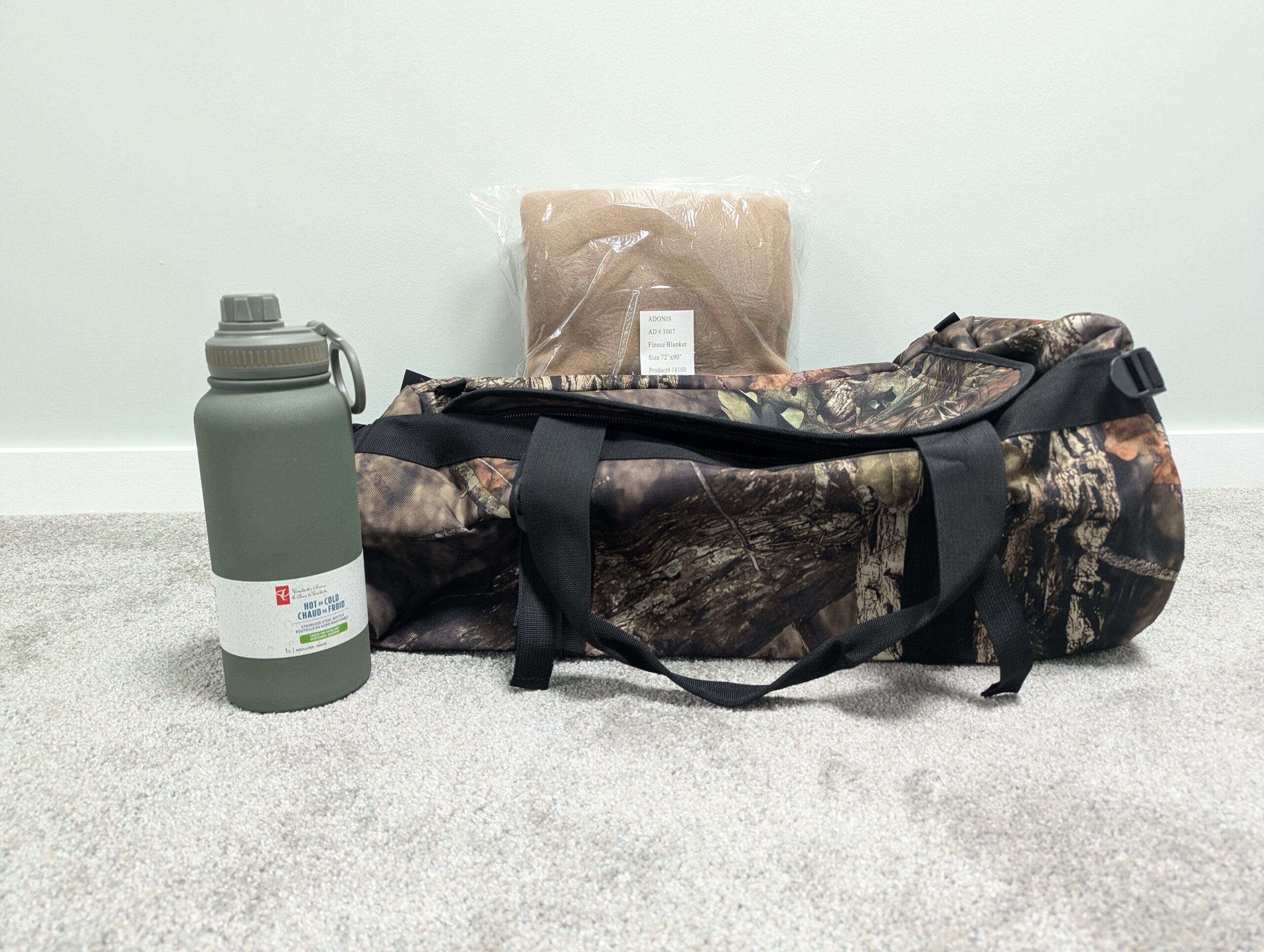 092 - Stormtech Performance Camo bag, President’s Choice 1L Water Bottle, Adonis Fleece Blanket